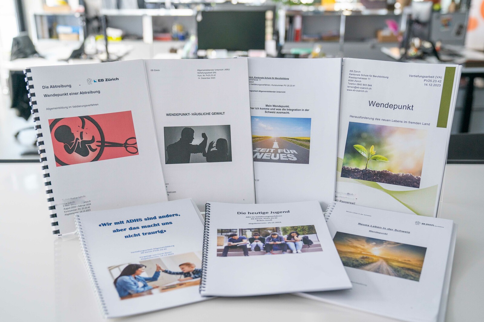 Vertiefungsarbeiten der Teilnehmer über das Thema